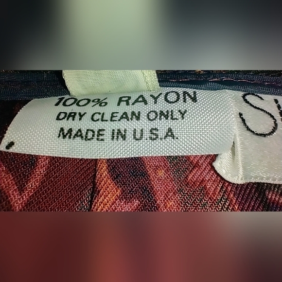 VINTAGE RICH TONE RAYON SKIRT - Picture 2 of 8